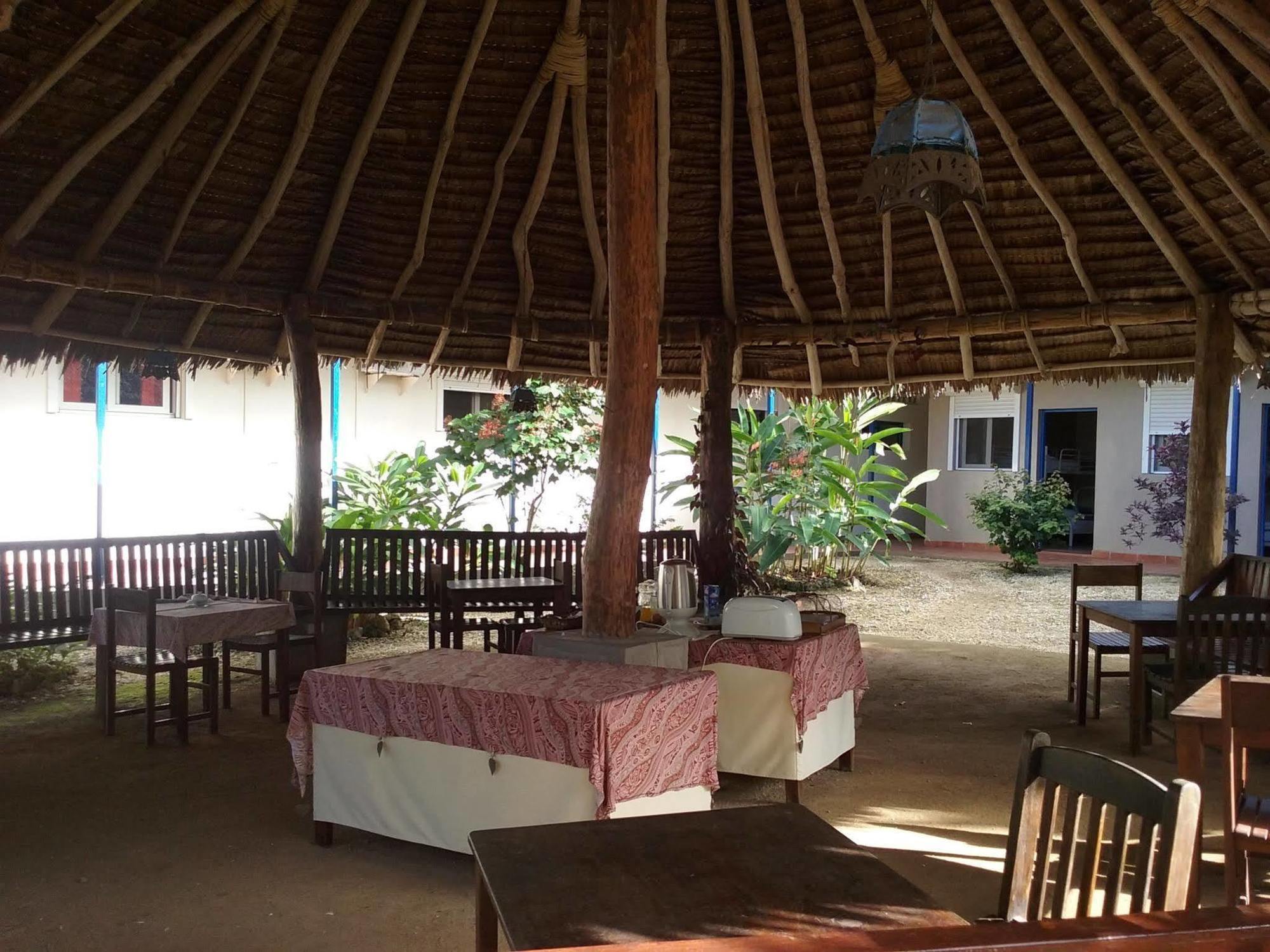 Vanuatu Holiday Hotel Port Vila Kültér fotó