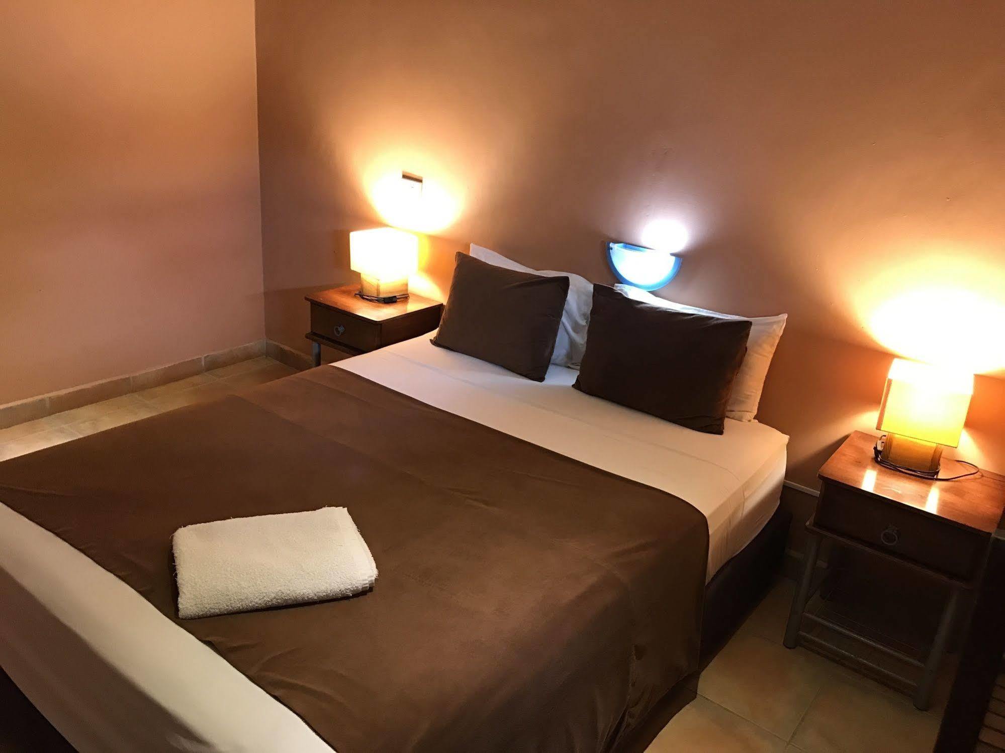 Vanuatu Holiday Hotel Port Vila Kültér fotó
